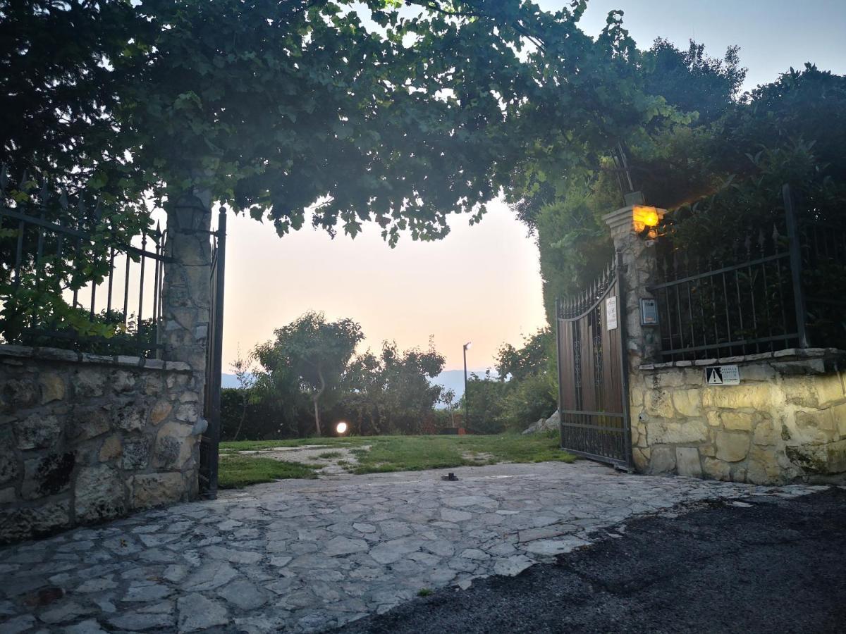 Mary'S Dream Bed & Breakfast Manoppello Exterior photo